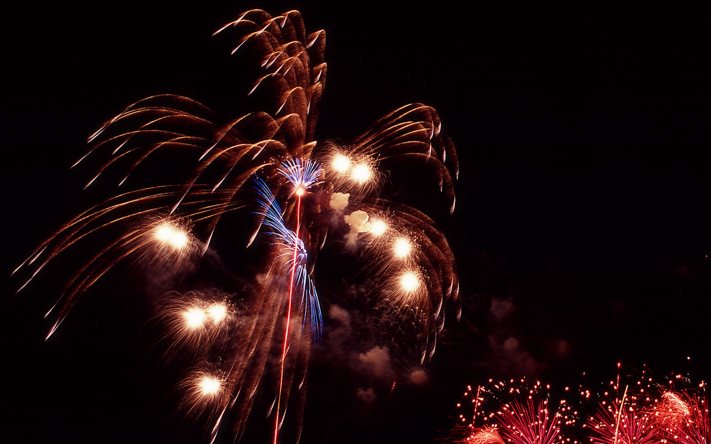 Fireworks #18 - 1440x900
