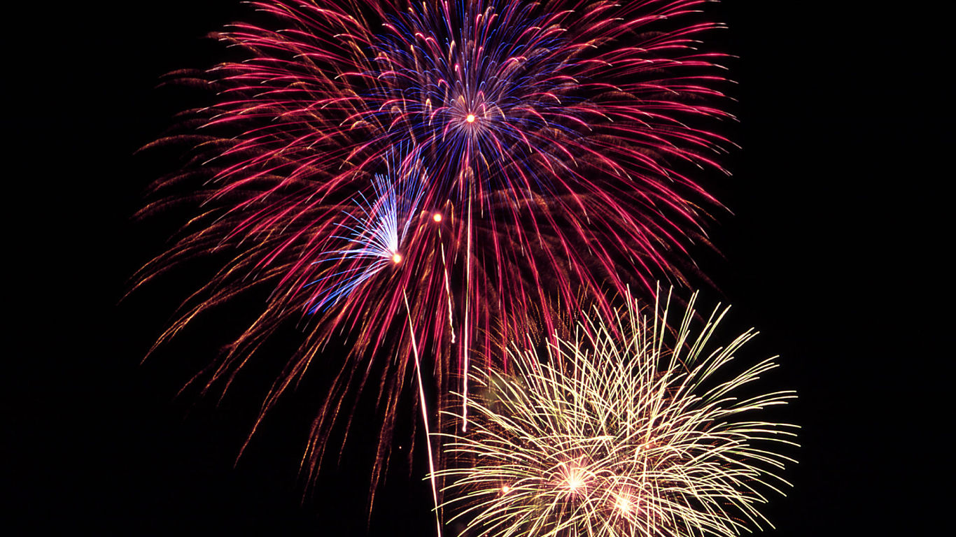 Fireworks #24 - 1366x768