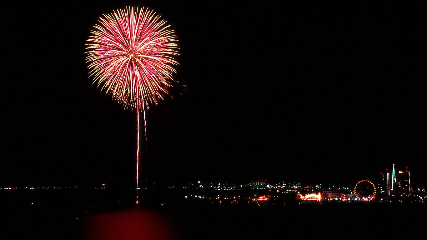 Fireworks #31 - 1366x768