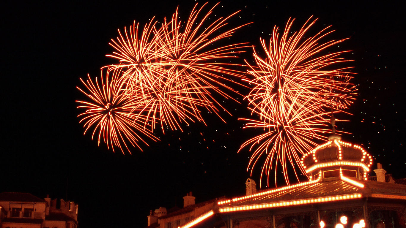 Fireworks #45 - 1366x768