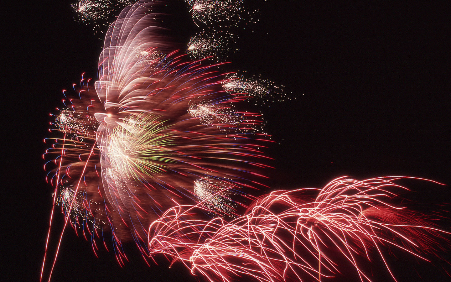 Fireworks #62 - 1440x900