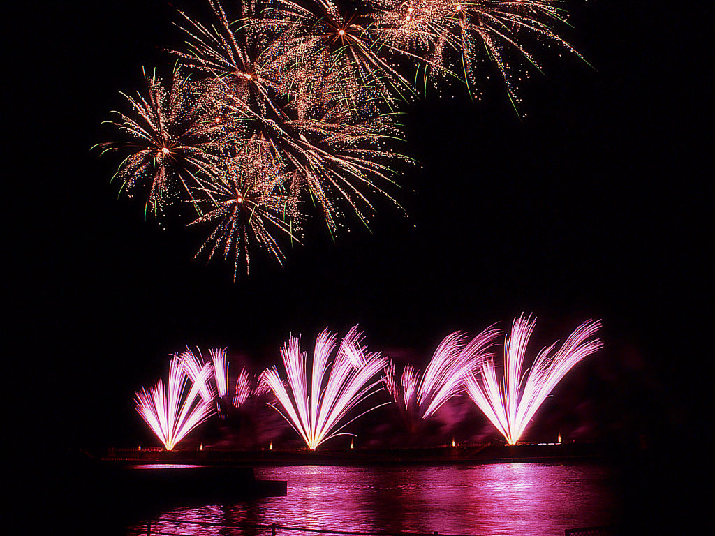 Fireworks #64 - 1024x768