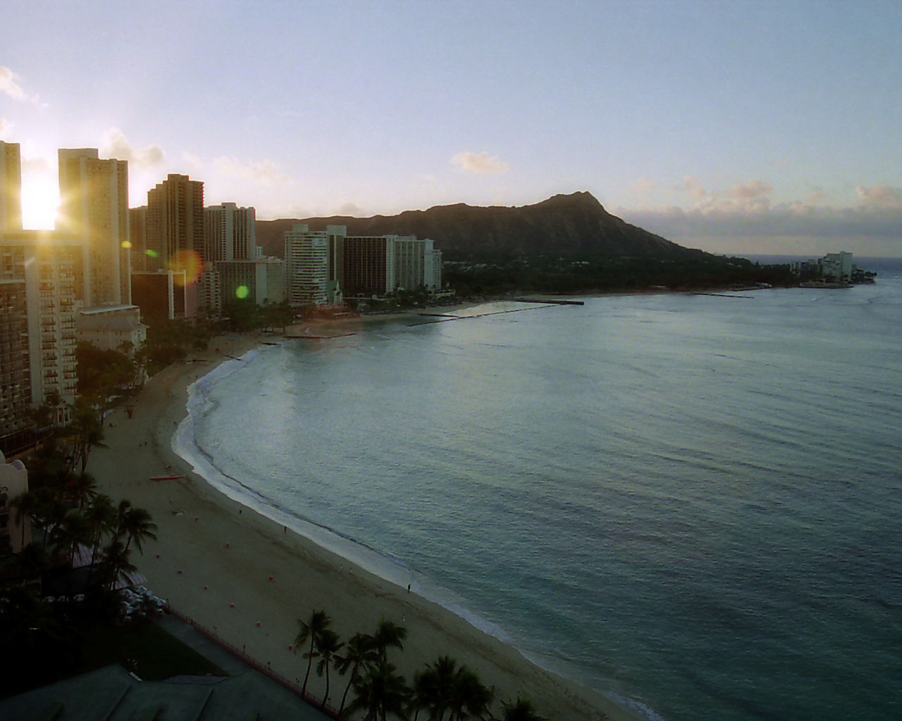 Morning scenery of Waikiki - 1280x1024