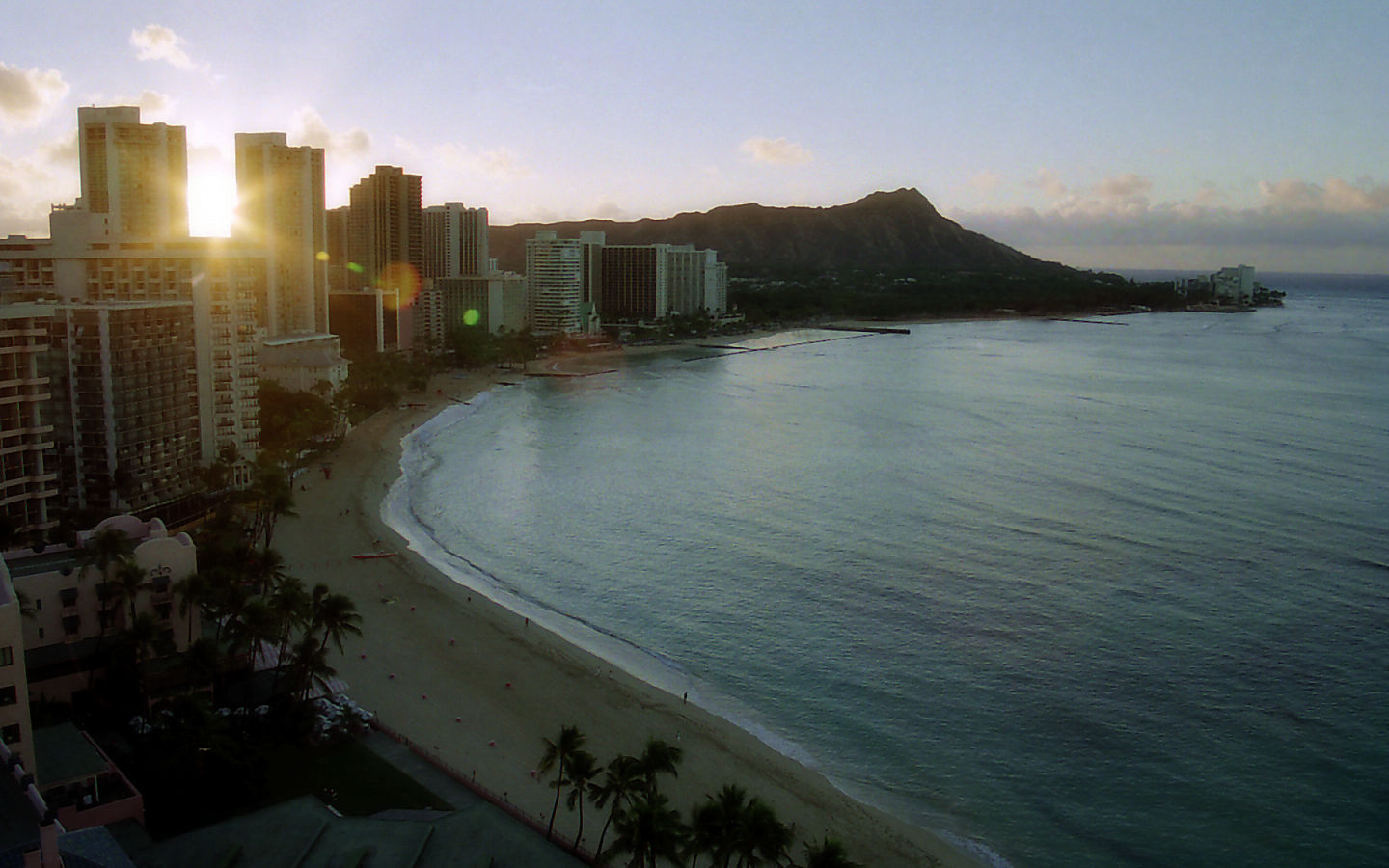 Morning scenery of Waikiki - 1440x900