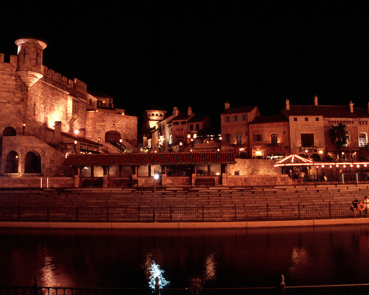 Night view of Porto Europe #3 - 1280x1024