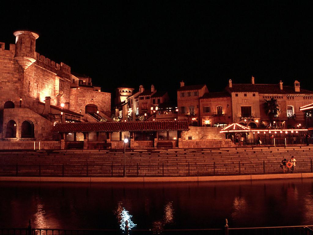 Night view of Porto Europe #3 - 1024x768